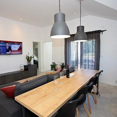 Apartman Gajka Supetar Buitenkant foto