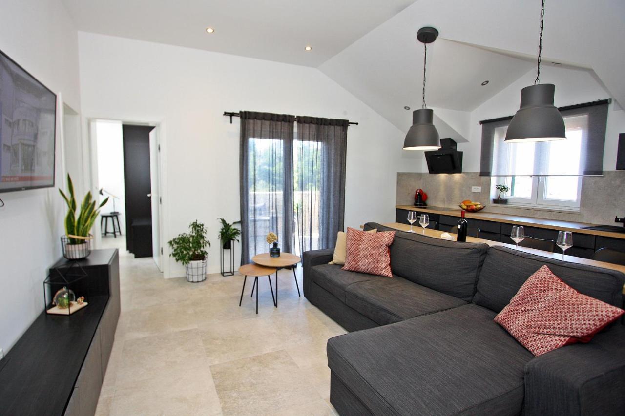 Apartman Gajka Supetar Buitenkant foto
